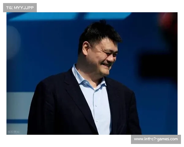 姚明的逆境与坚持:从篮球小子到NBA巨星的励志旅程 姚明的逆境与坚持:从篮球小子到NBA巨星的励志旅程
